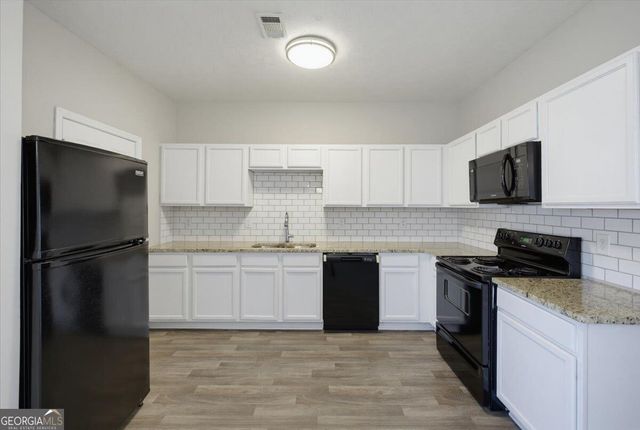 2340 Marlin Drive, Mcdonough, GA 30253