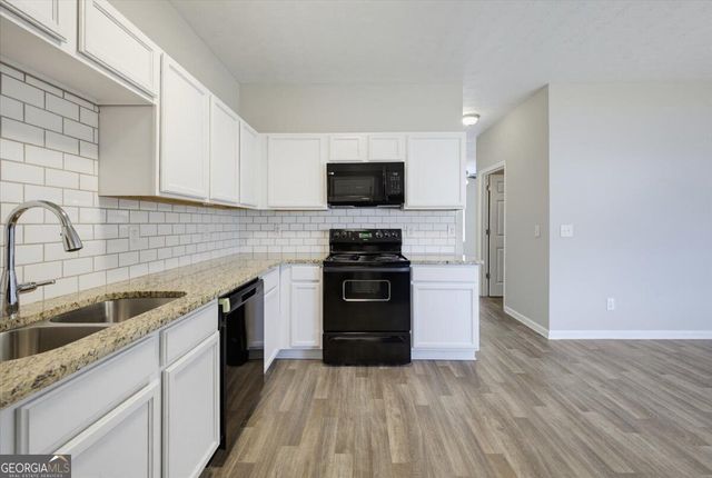 2340 Marlin Drive, Mcdonough, GA 30253
