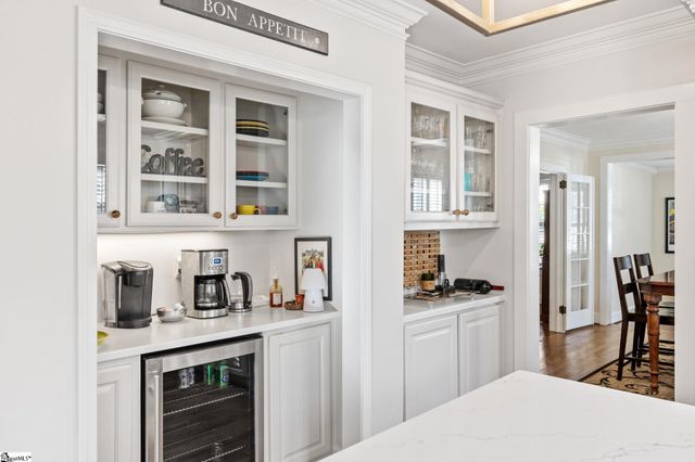 604 Crescent Avenue, Greenville, SC 29601