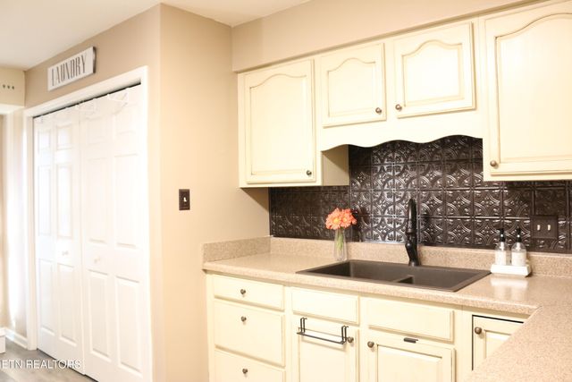 729 Clydesdale Ave, Seymour, TN 37865