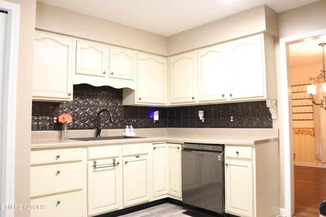 729 Clydesdale Ave, Seymour, TN 37865