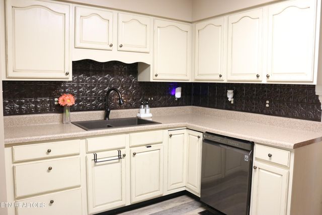 729 Clydesdale Ave, Seymour, TN 37865