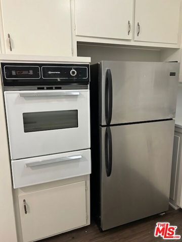 1412 Barry Avenue 3, Los Angeles, CA 90025