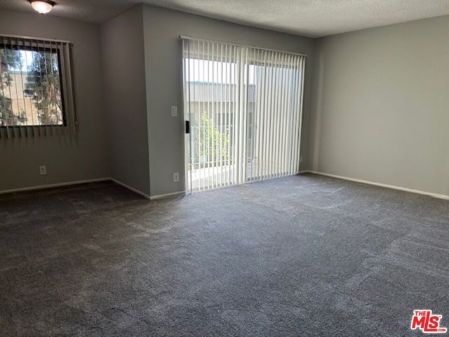 1412 Barry Avenue 3, Los Angeles, CA 90025