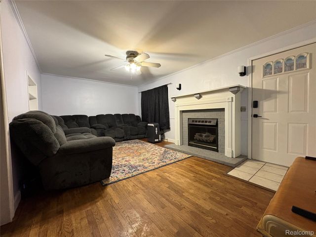 328 W Mt Morris Street, Mt. Morris, MI 48458