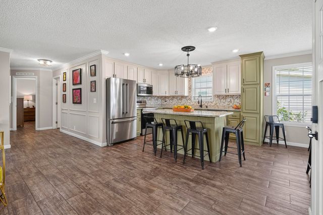 227 Lakeside Crossing Dr., Conway, SC 29526