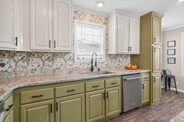 227 Lakeside Crossing Dr., Conway, SC 29526