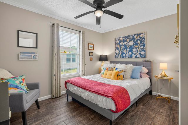 227 Lakeside Crossing Dr., Conway, SC 29526