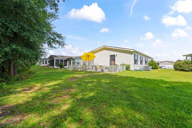 227 Lakeside Crossing Dr., Conway, SC 29526