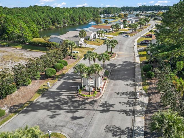 227 Lakeside Crossing Dr., Conway, SC 29526