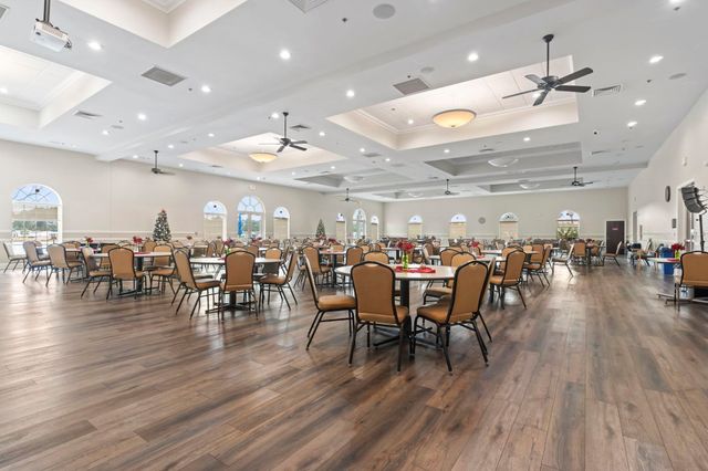 227 Lakeside Crossing Dr., Conway, SC 29526
