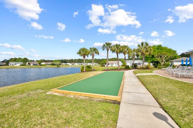 227 Lakeside Crossing Dr., Conway, SC 29526