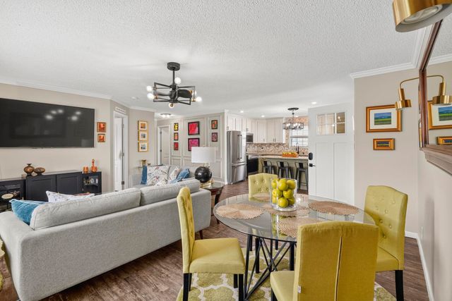 227 Lakeside Crossing Dr., Conway, SC 29526