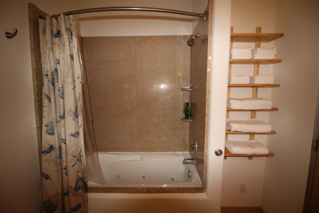 9420 Seawall Boulevard 1003, Galveston, TX 77554