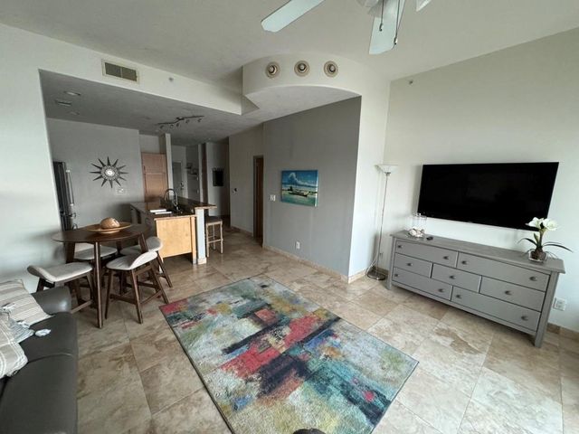 9420 Seawall Boulevard 1003, Galveston, TX 77554