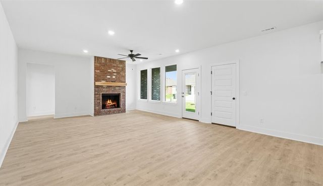 4856 W Aurora Street, Fayetteville, AR 72704