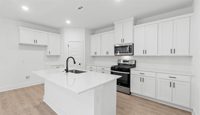 4856 W Aurora Street, Fayetteville, AR 72704