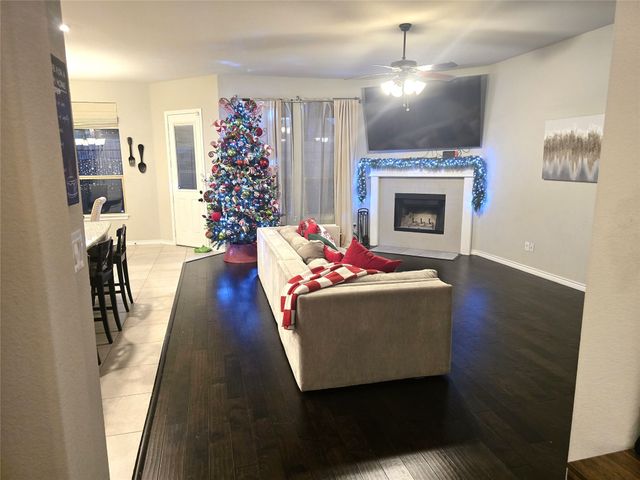 1441 Grassy Meadows Drive, Burleson, TX 76058