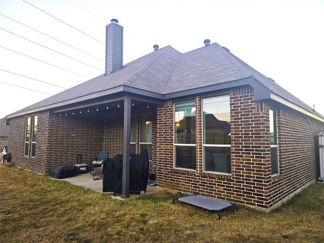 1441 Grassy Meadows Drive, Burleson, TX 76058