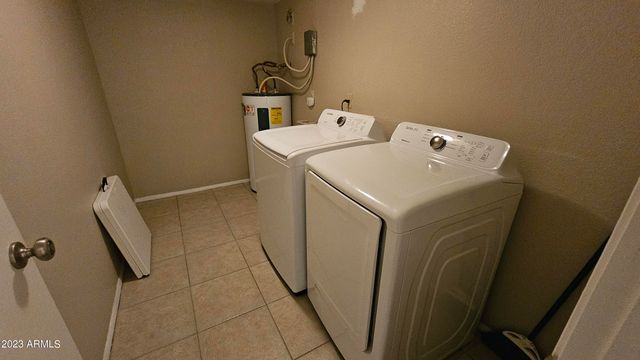 921 S VAL VISTA Drive 26, Mesa, AZ 85204