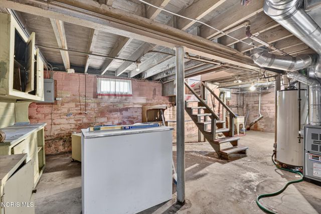 610 Marmion Avenue, Toledo, OH 43607