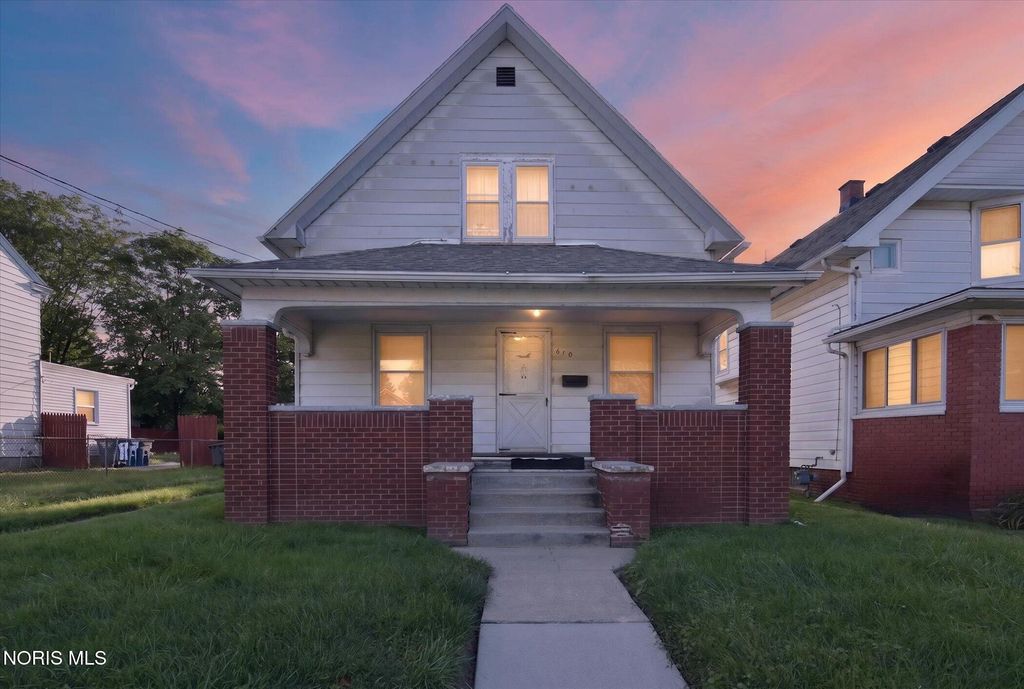 610 Marmion Avenue, Toledo, OH 43607