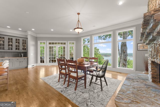 3546 Lake Breeze Lane, Gainesville, GA 30506
