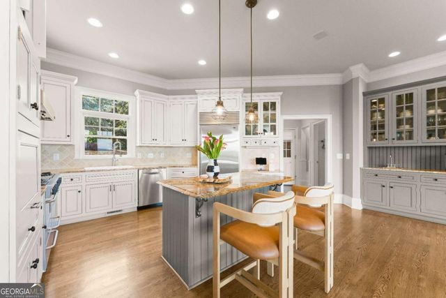3546 Lake Breeze Lane, Gainesville, GA 30506