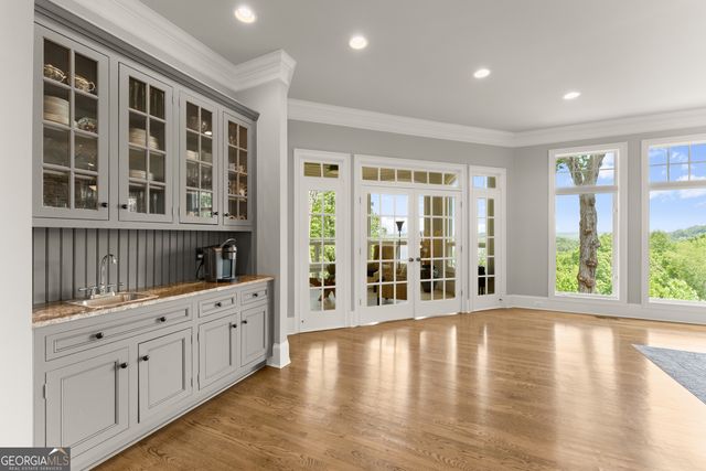 3546 Lake Breeze Lane, Gainesville, GA 30506