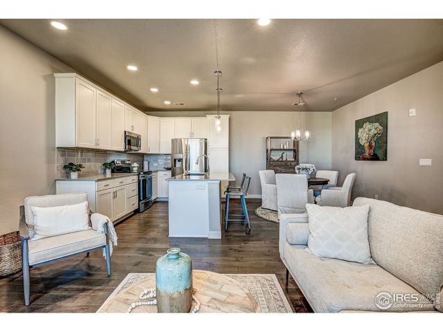 410 High Point Dr B-102, Longmont, CO 80504