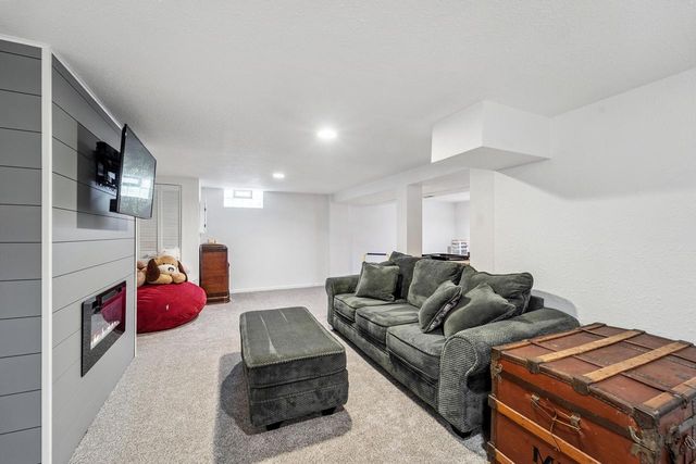 1318 Noel COURT, South Milwaukee, WI 53172