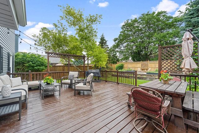 1318 Noel COURT, South Milwaukee, WI 53172