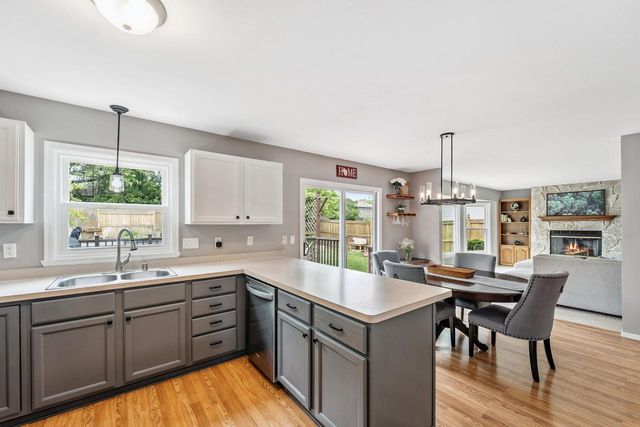 1318 Noel COURT, South Milwaukee, WI 53172