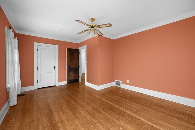 718 River Drive, Bettendorf, IA 52722