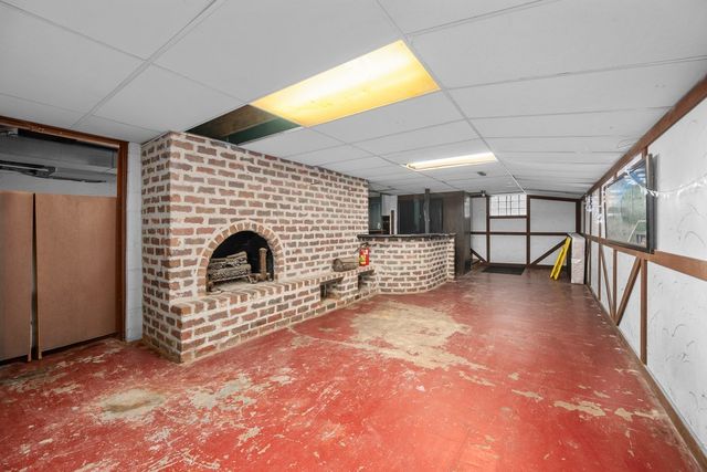 718 River Drive, Bettendorf, IA 52722