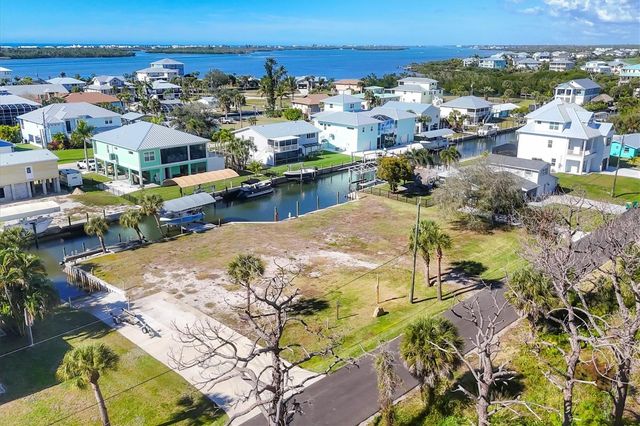 10484 RAYMOND STREET, Englewood, FL 34224