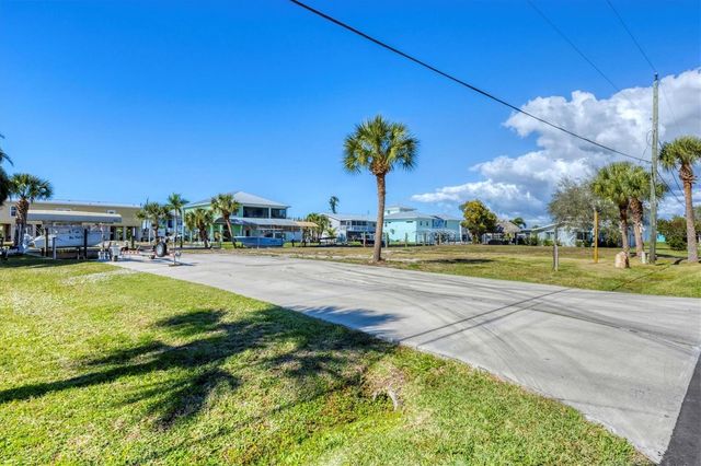 10484 RAYMOND STREET, Englewood, FL 34224