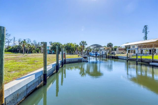 10484 RAYMOND STREET, Englewood, FL 34224