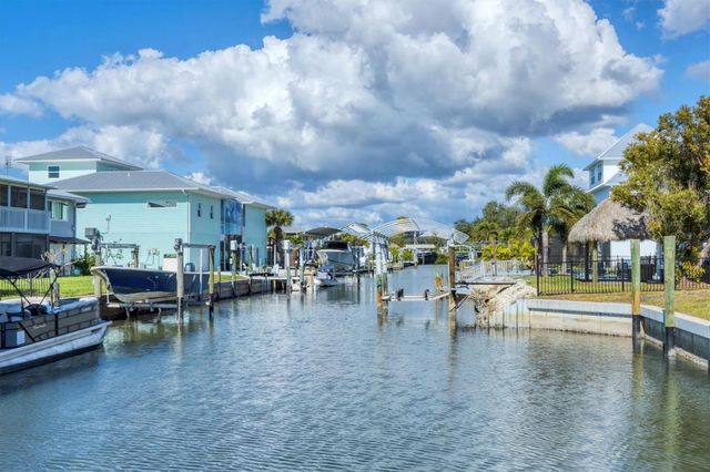 10484 RAYMOND STREET, Englewood, FL 34224