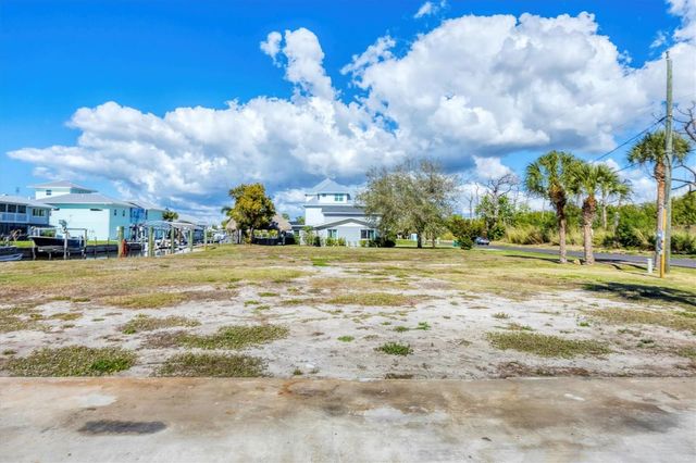 10484 RAYMOND STREET, Englewood, FL 34224