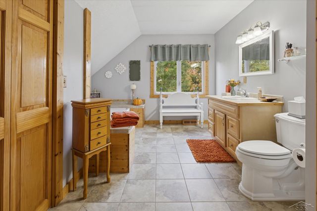 7165 Hospital Road, Freeland, MI 48623