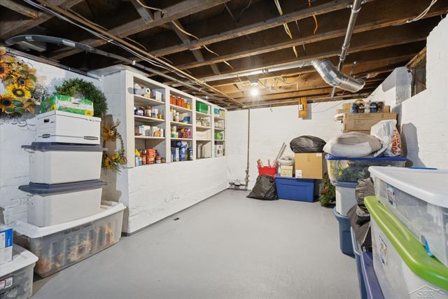 7165 Hospital Road, Freeland, MI 48623