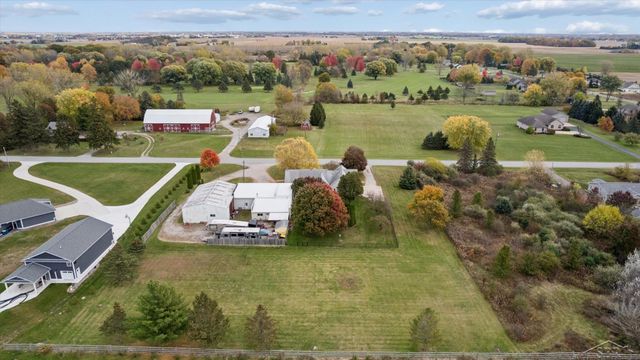 7165 Hospital Road, Freeland, MI 48623