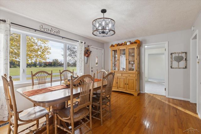 7165 Hospital Road, Freeland, MI 48623