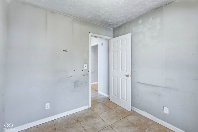 4302 Burrwood Drive, Indianapolis, IN 46235