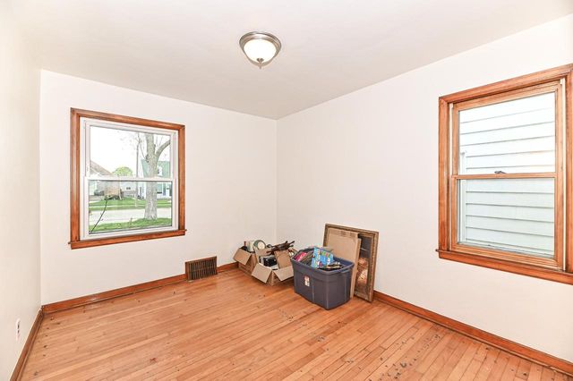 3318 N 91st STREET, Milwaukee, WI 53222