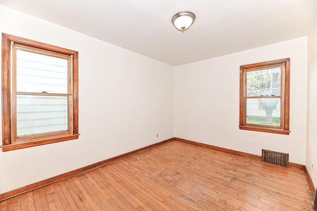 3318 N 91st STREET, Milwaukee, WI 53222