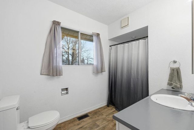 6623 N Regal St, Spokane, WA 99217