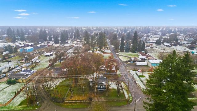 6623 N Regal St, Spokane, WA 99217