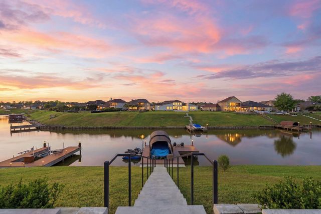 11600 Grand View Drive, Montgomery, TX 77356